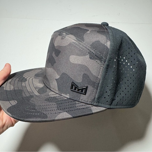 Melin Trenches Icon Hydro Performance Snapback Hat - Picture 8 of 12